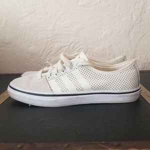 Adidas Adria off white polka dot low cut sneakers